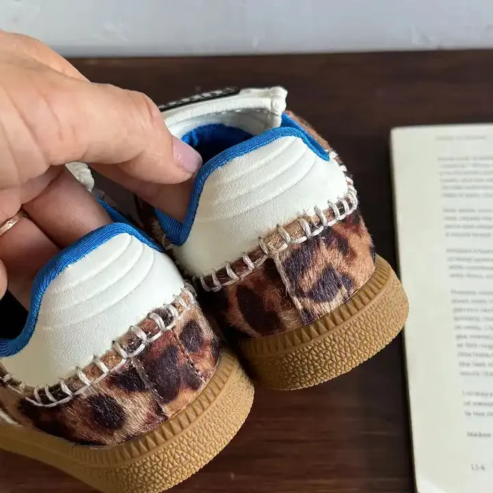 حذاء رياضي للأطفال الصغار بأنماط للمشي لمسافات طويلة للربيع والخريف للأطفال بنمط رياضي بنعل ناعم مانع للإنزلاق حذاء رياضي للجري Boys Girls Mesh Lace-Up Tennis Shoes School Sneakers for Kids/Toddlers/Big Kids Casual Brand Designer Shoes