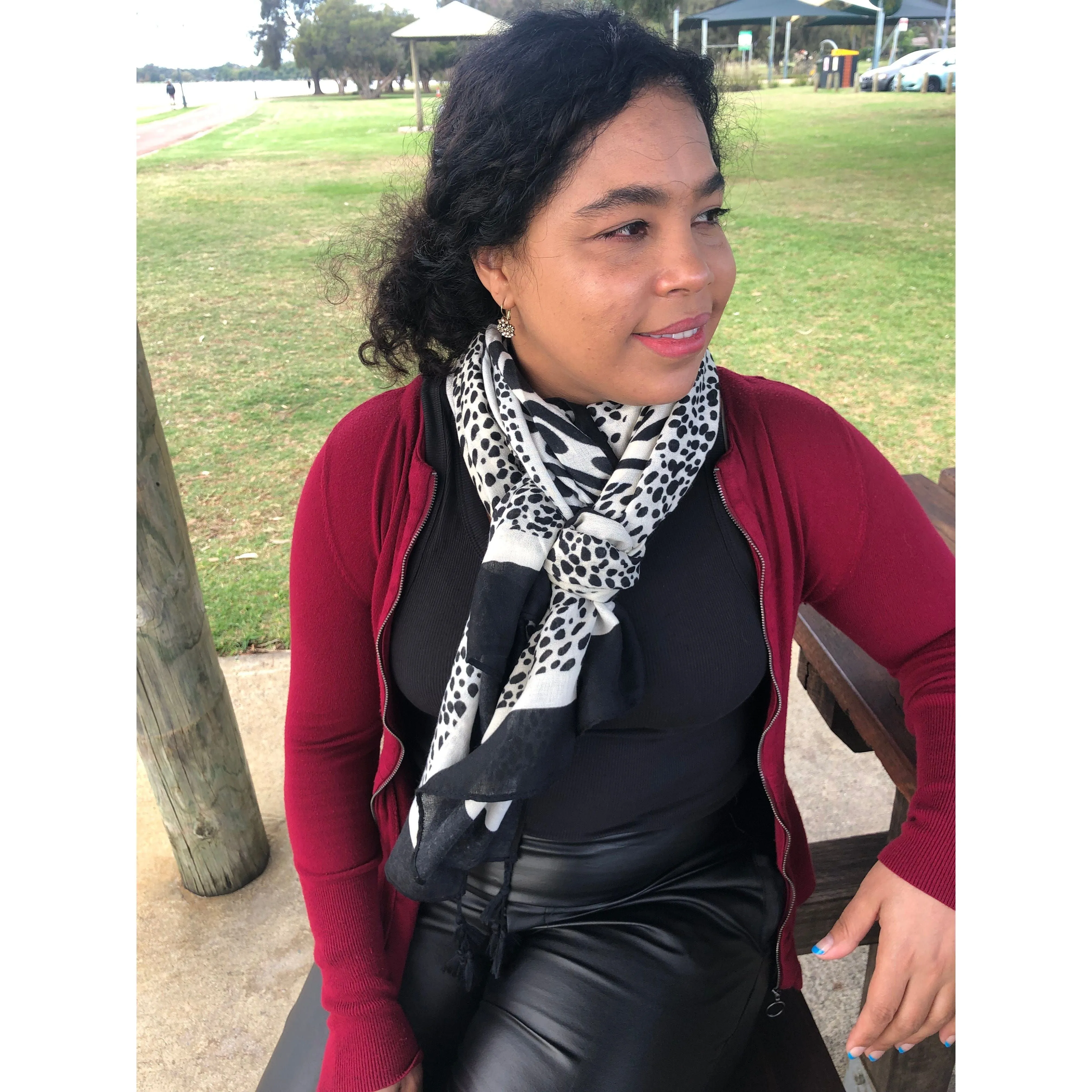 💥 Scarf - Black White Print Contemporary - Animal