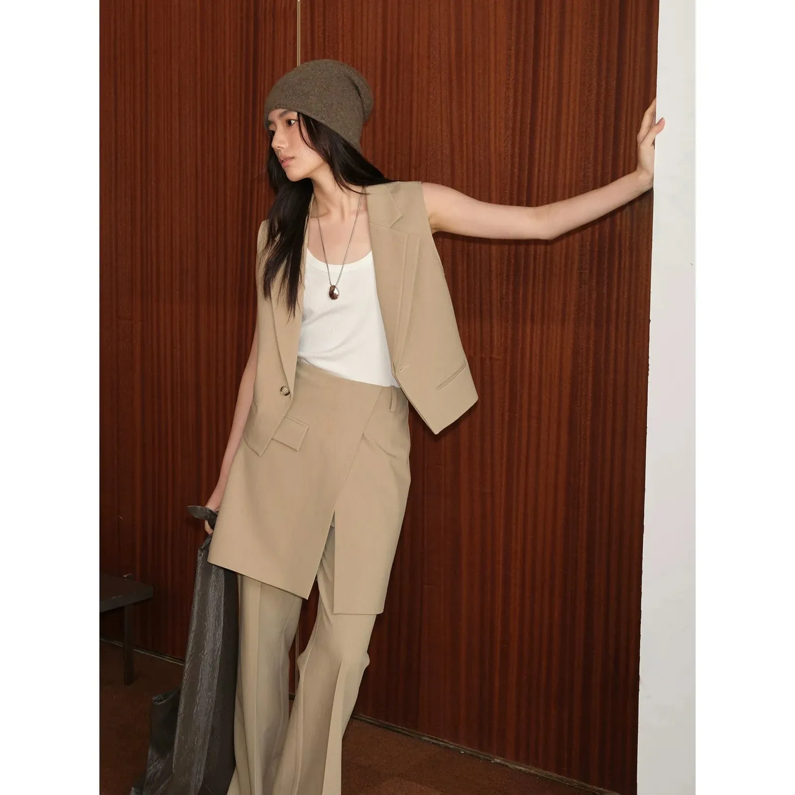 Asymmetrical Double-Lapel Suit Vest with Flared Skirt Pants