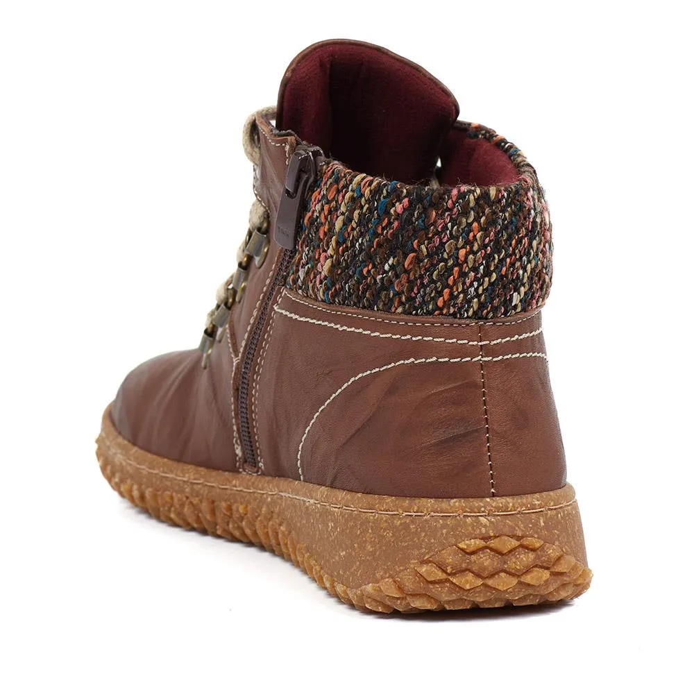 Leather Ankle Boots - HAK32015 / 319 263