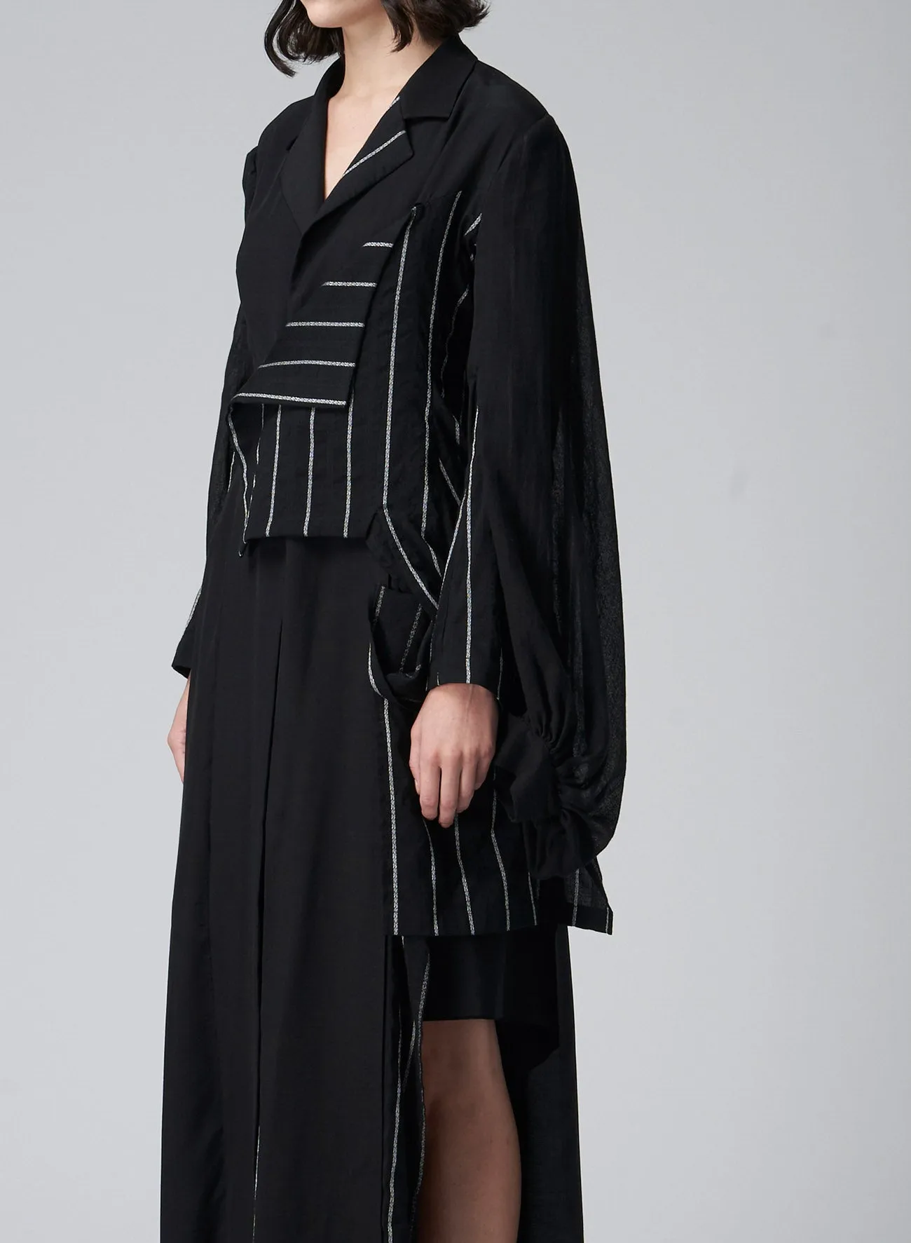 <207/1> <014/1> BISHOP SLEEVES LONG COAT