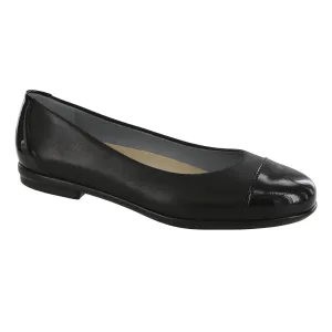 Women's Scenic Ballet Flat Black Patent